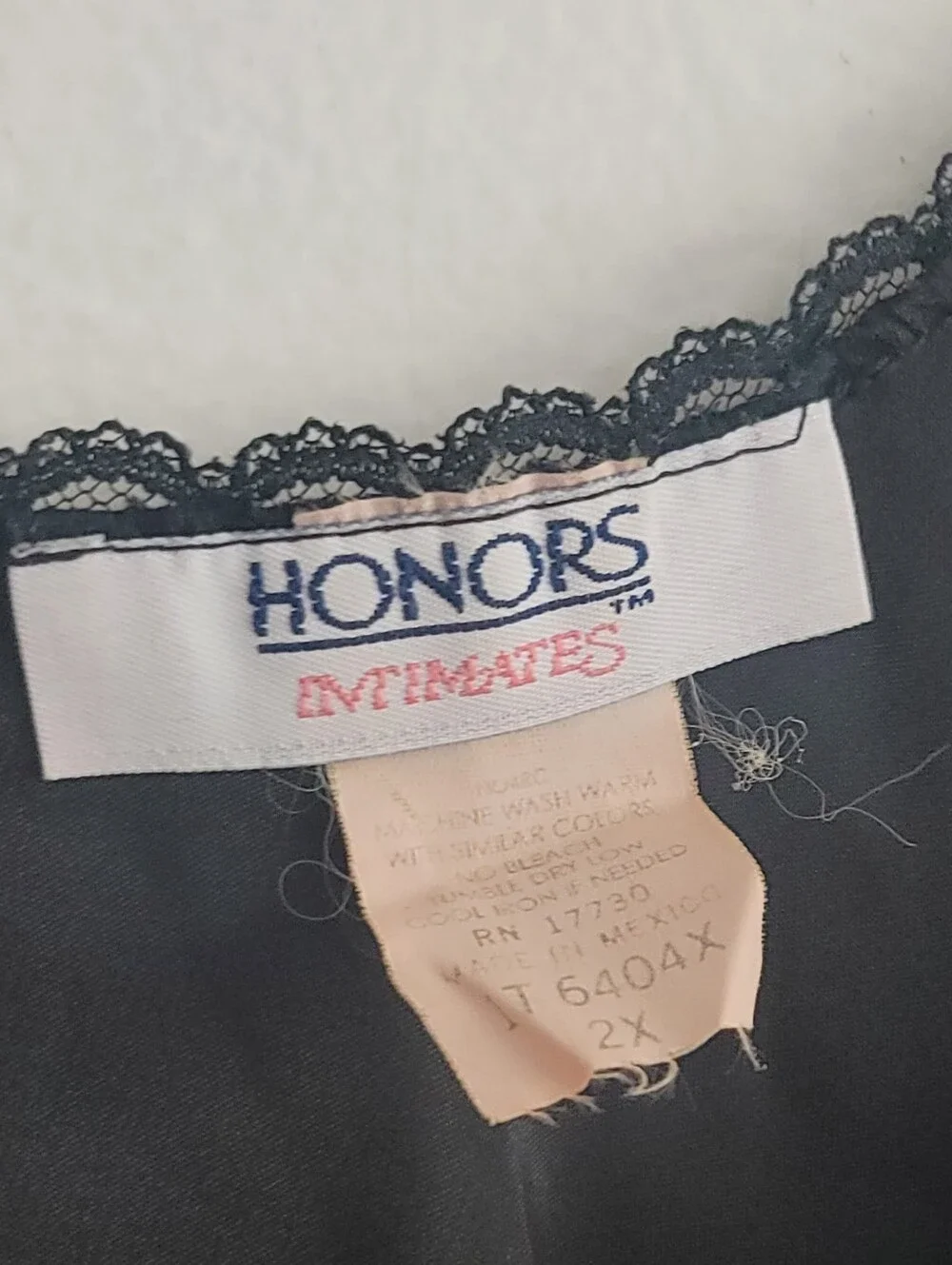 Honors vtg black
